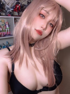 Superbitchbecky Photo #69