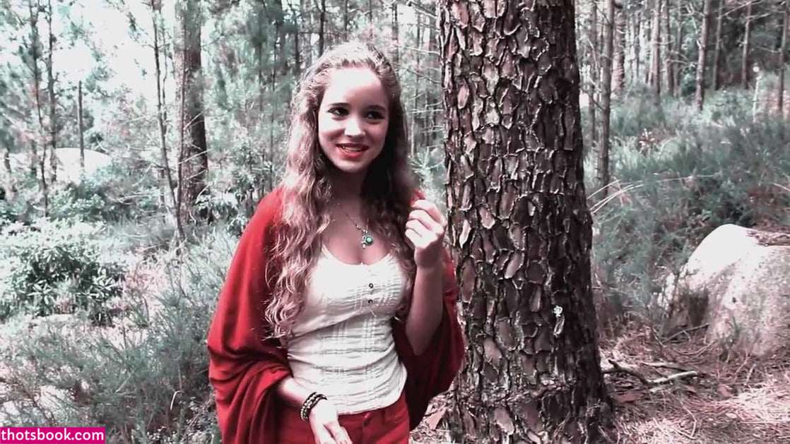 Alba Baptista Photo #15