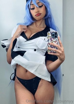 Yazbunny Photo #27