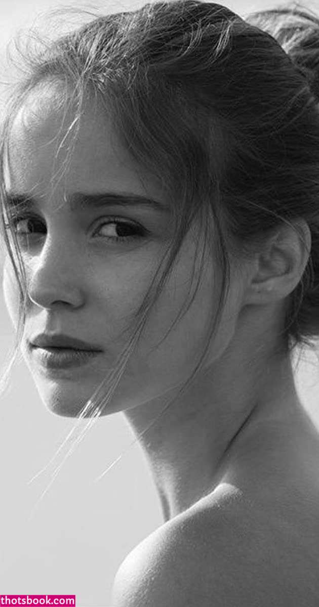 Alba Baptista Photo #46