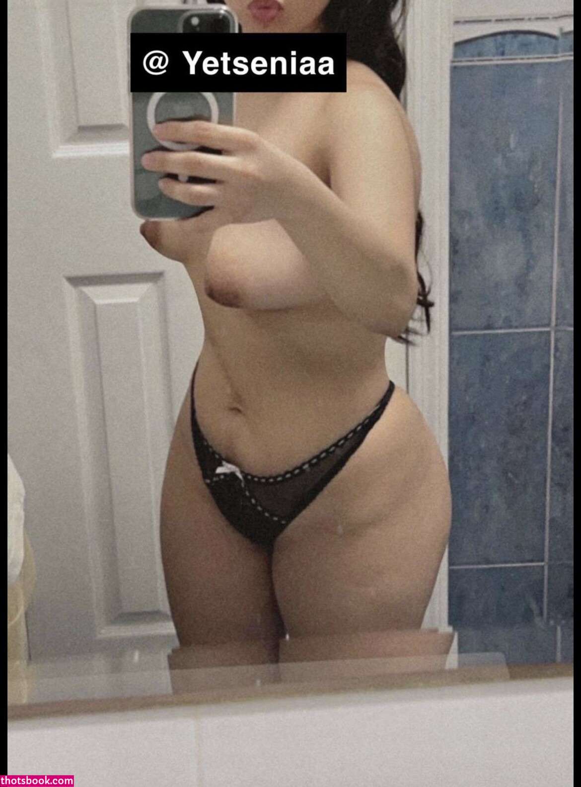 yetseniaa Photo #5
