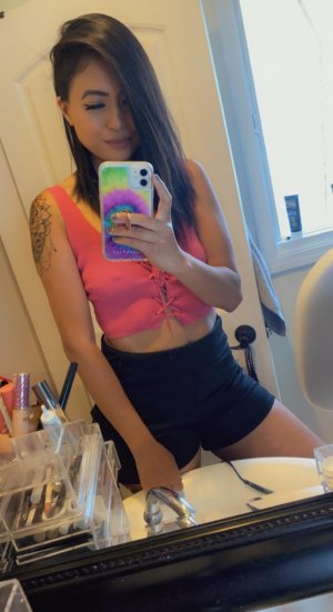 randomsuburbanite Photo #1