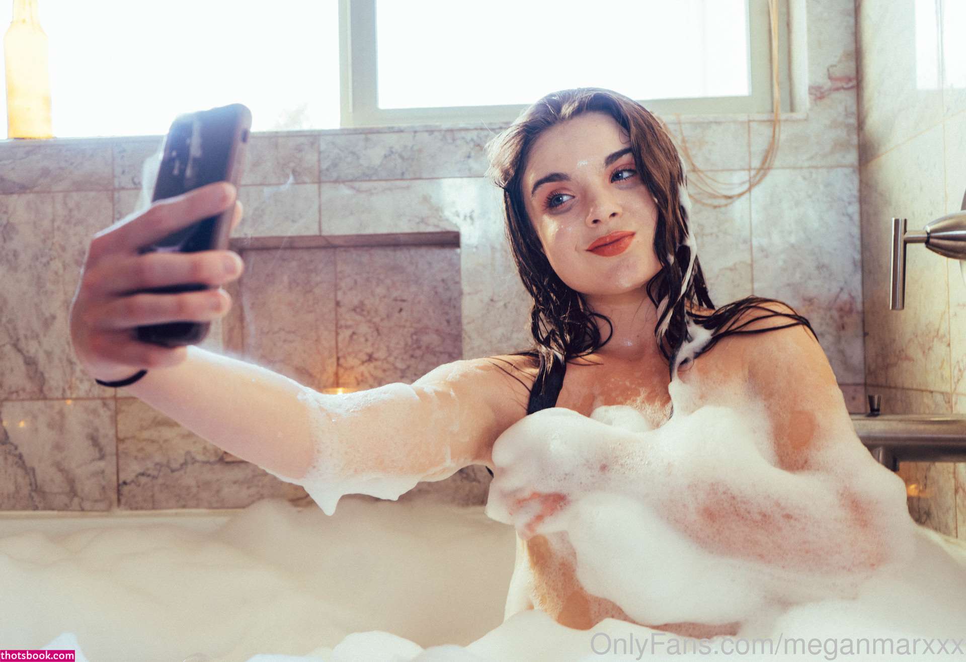 meganmarx Photo #11