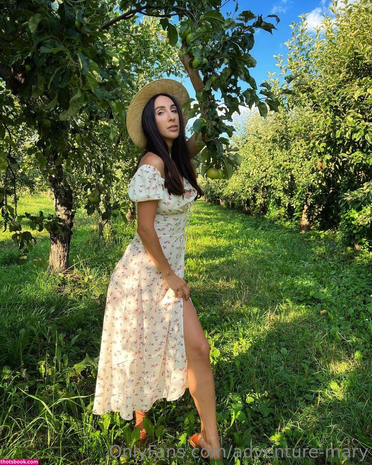 Aventure Marie Photo #100