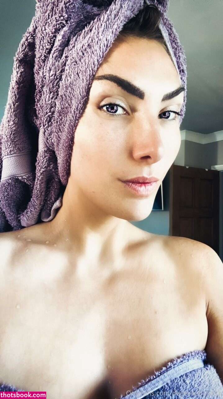 Deeeeliciousmfc Photo #19