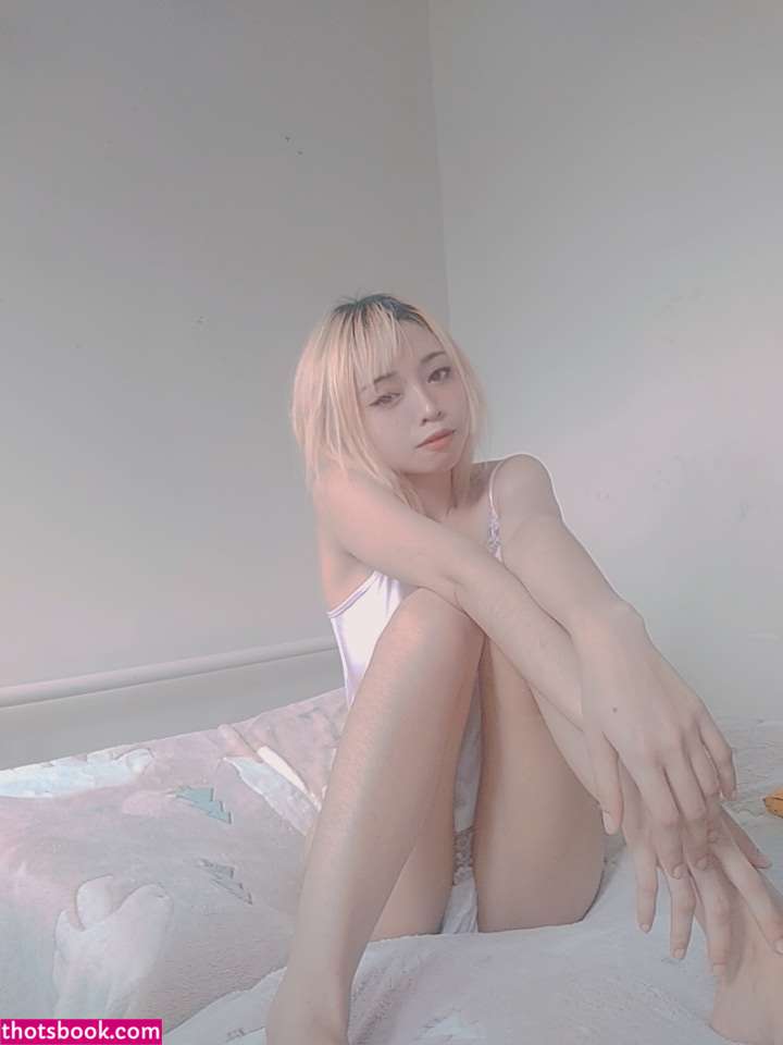 Skaye Cosplay Photo #12