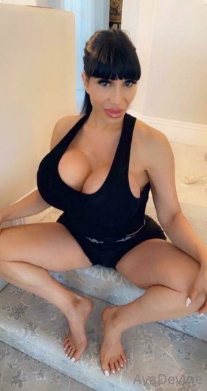 Ava Devine Photo #37