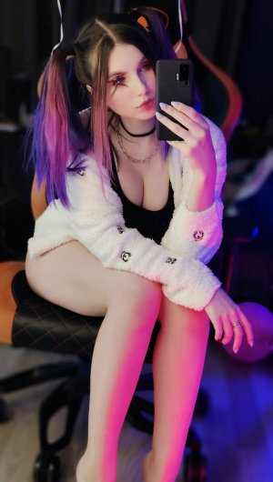 Aaaknisipil Photo #48