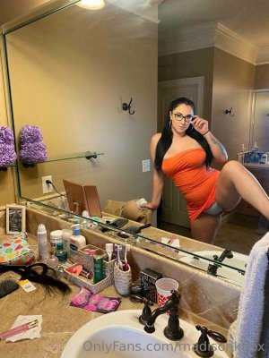 madisonknox Photo #80