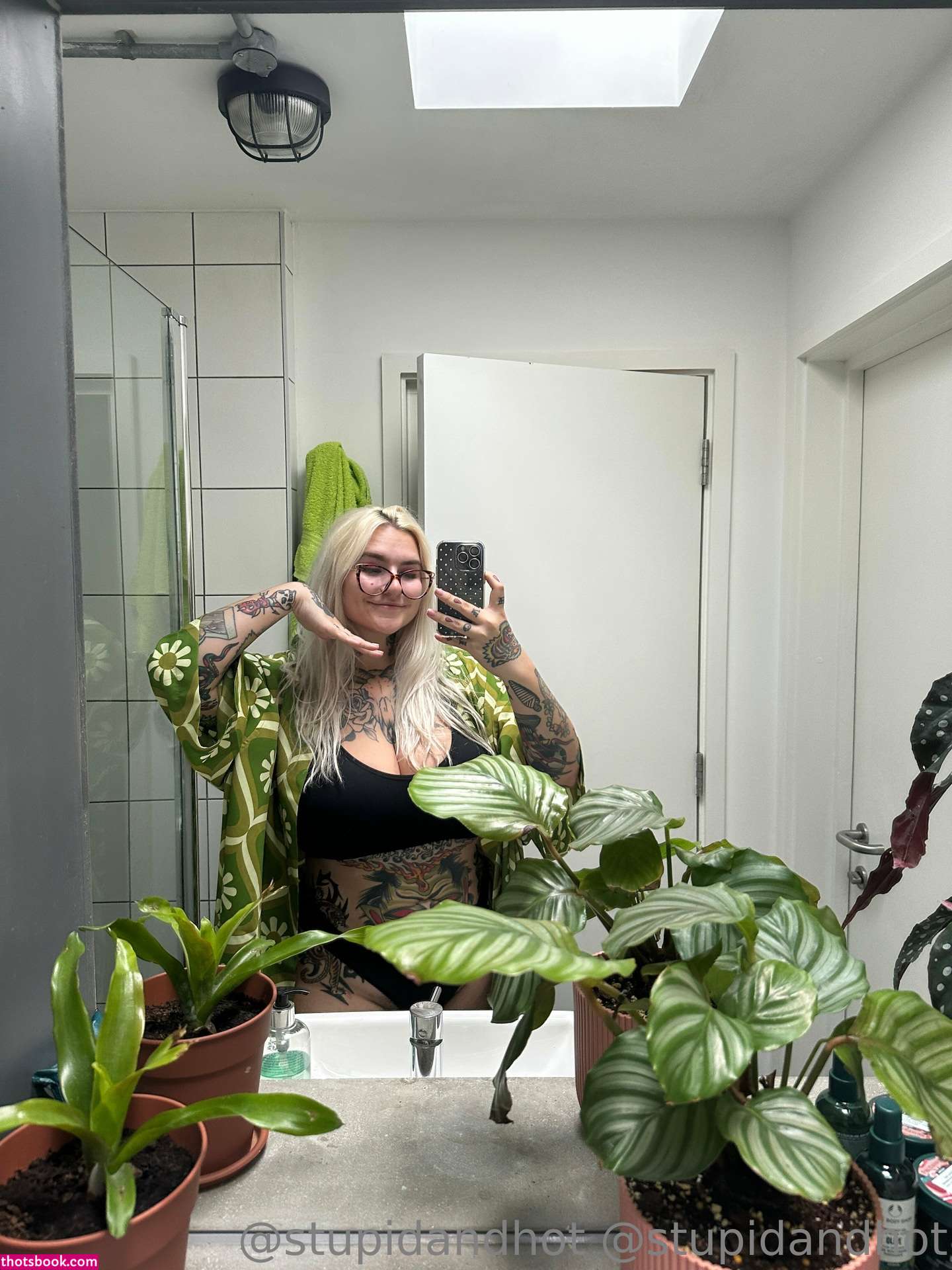 Stupidandhot Photo #7