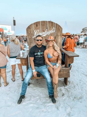 Amanda Kathleen Photo #15