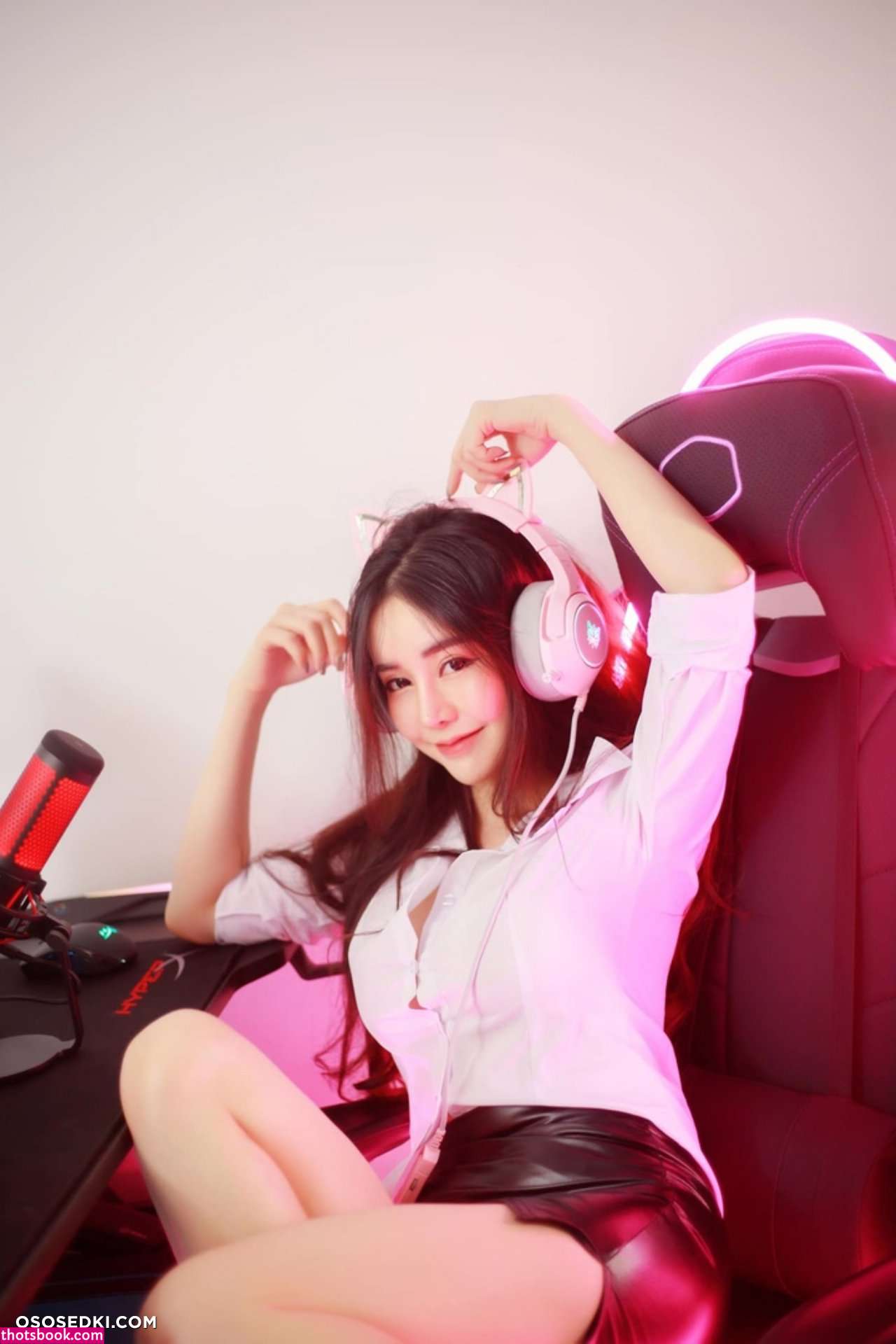 Jirarat Chananto Photo #26