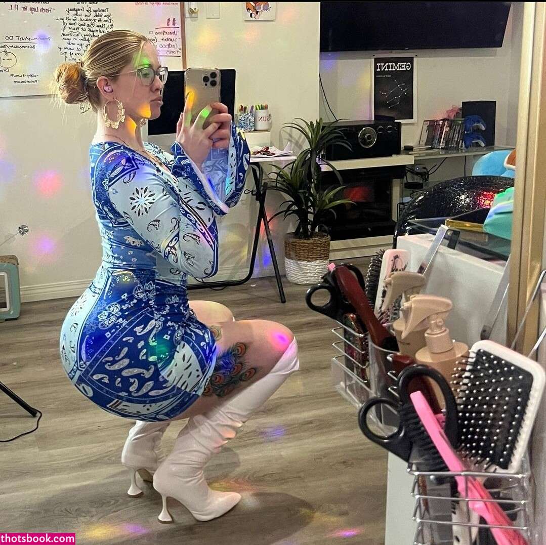 Syren Serene Photo #4