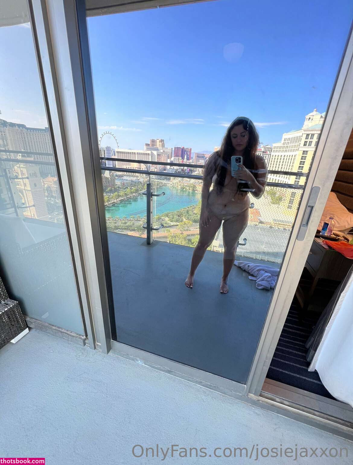 Josiejaxxonhotwife Photo #21