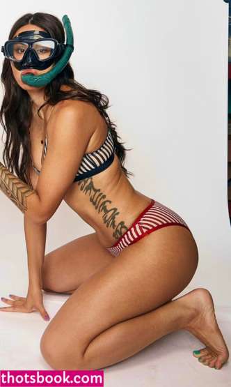 Khalyla Kuhn Photo #15