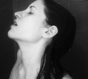 Arils Chest Photo #80