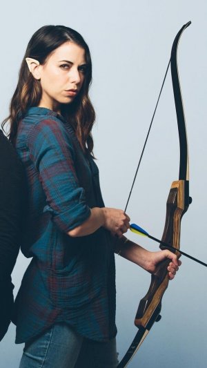 Laura Bailey Photo #12