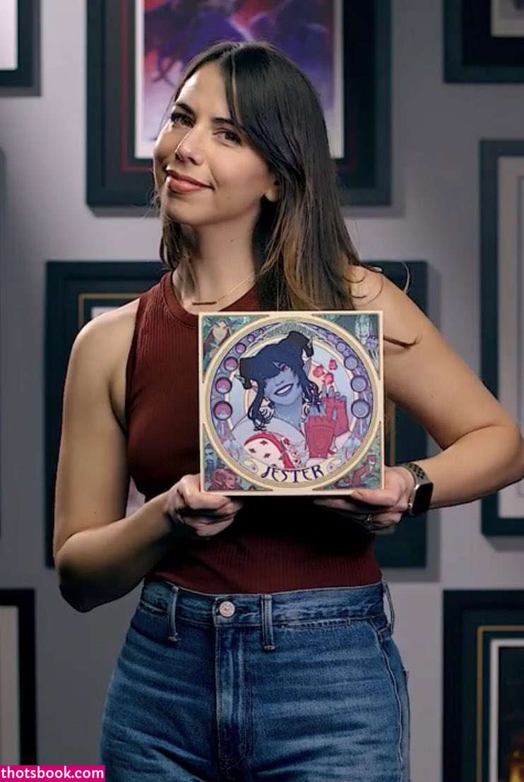 Laura Bailey Photo #19