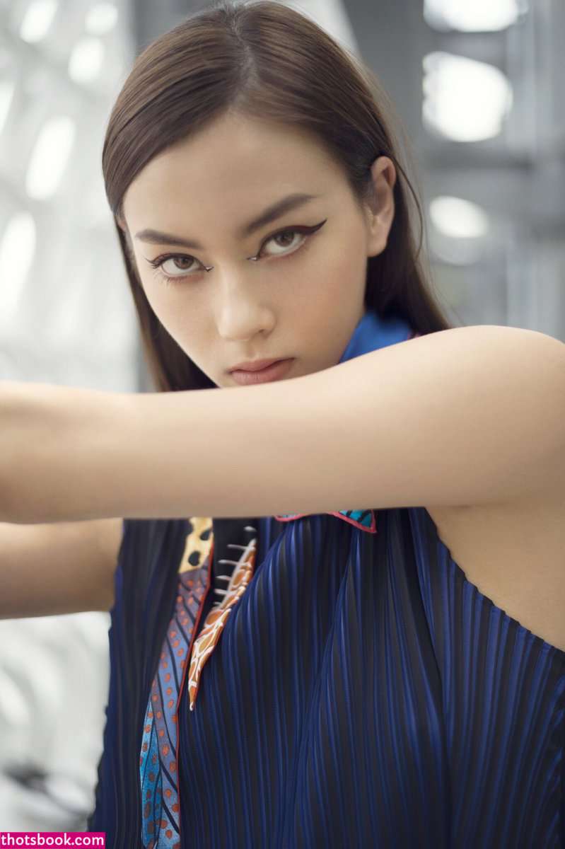 Lauren Tsai Photo #6