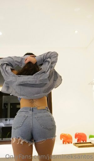 Jasmine Santos Photo #42