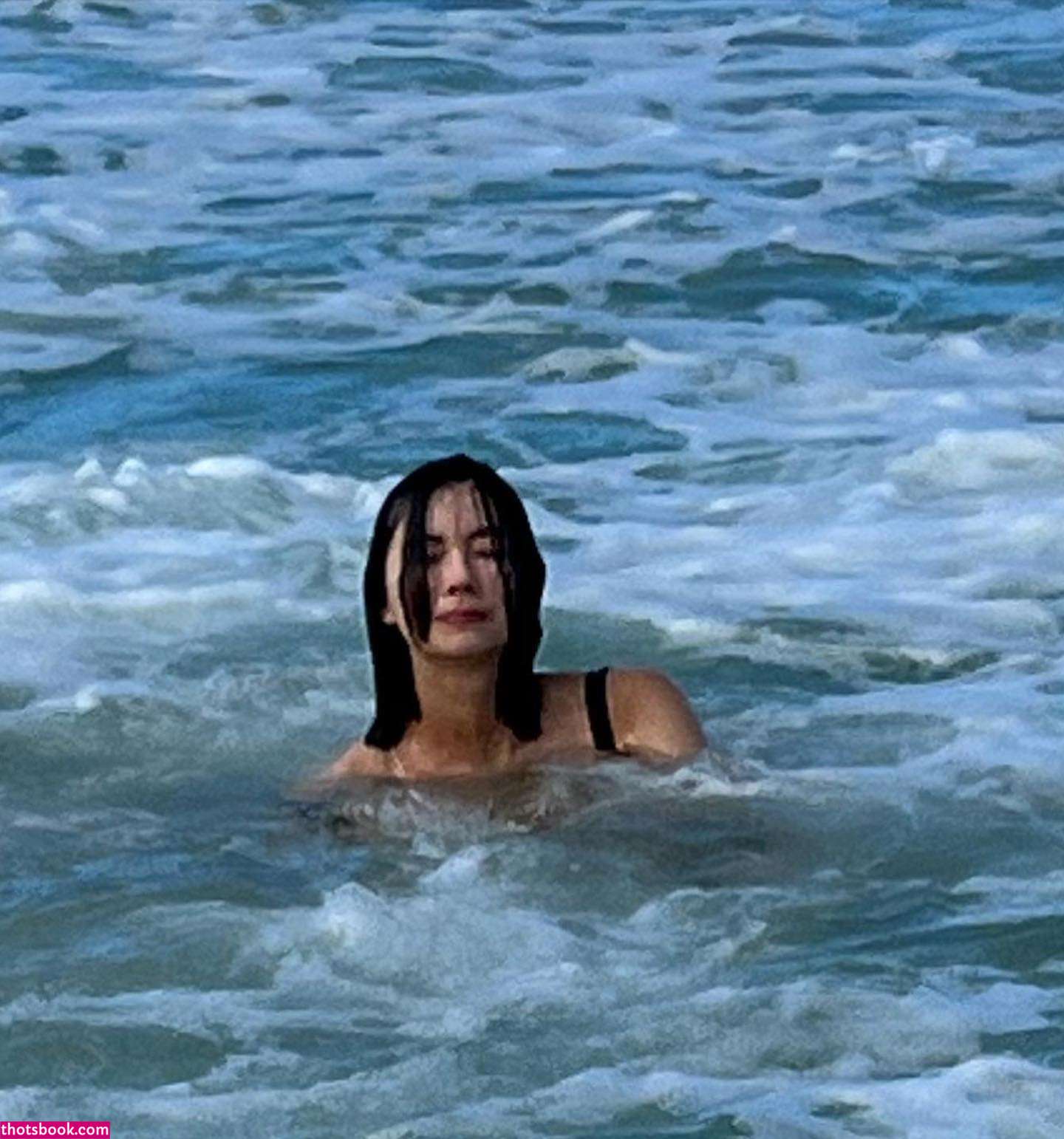 Lauren Tsai Photo #27