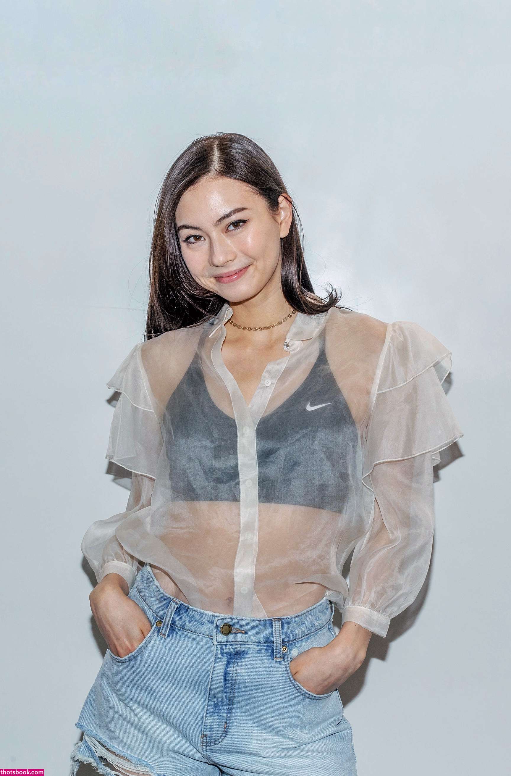 Lauren Tsai Photo #29