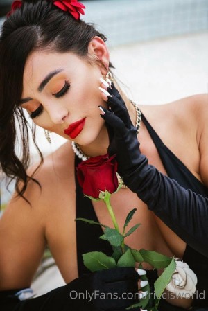 Pretti Ricci Photo #9