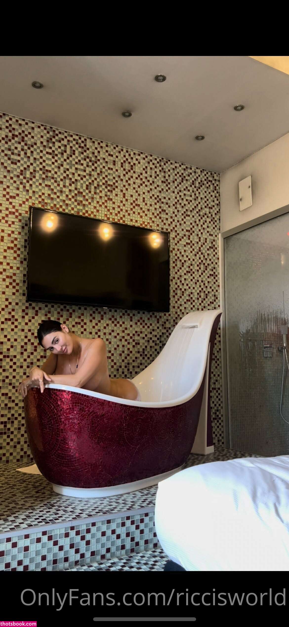 Pretti Ricci Photo #31