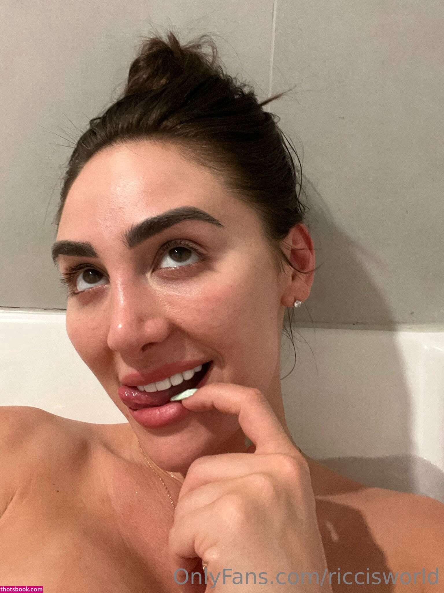 Pretti Ricci Photo #55