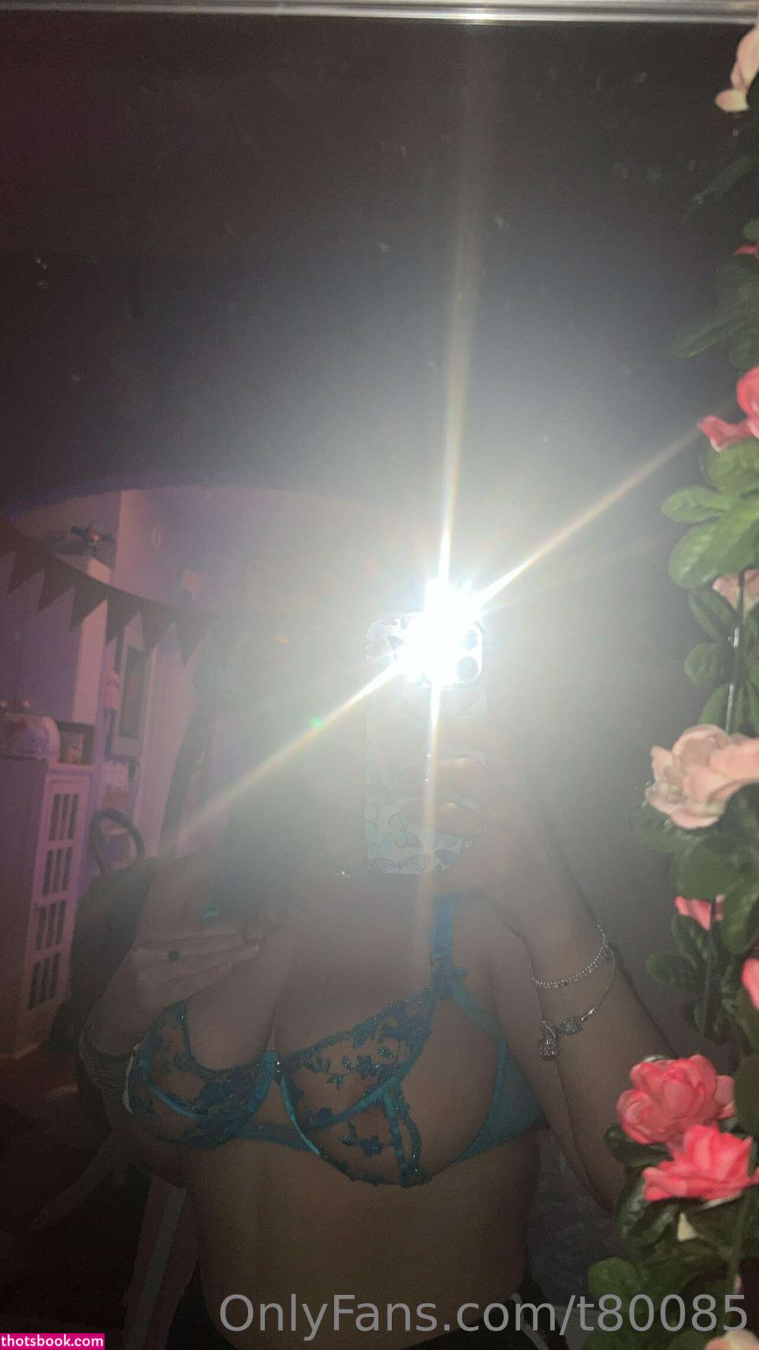 Vanessinator Photo #79