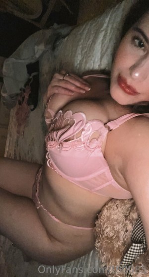 Vanessinator Photo #143