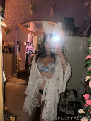 Vanessinator Photo #246