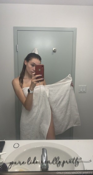 Maddie James Photo #3