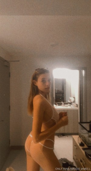 Maddie James Photo #43