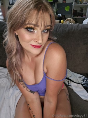 Vixyy64 Photo #44