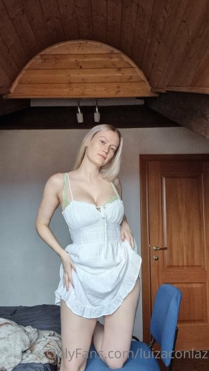 luizaconlaz Photo #20