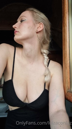 luizaconlaz Photo #25