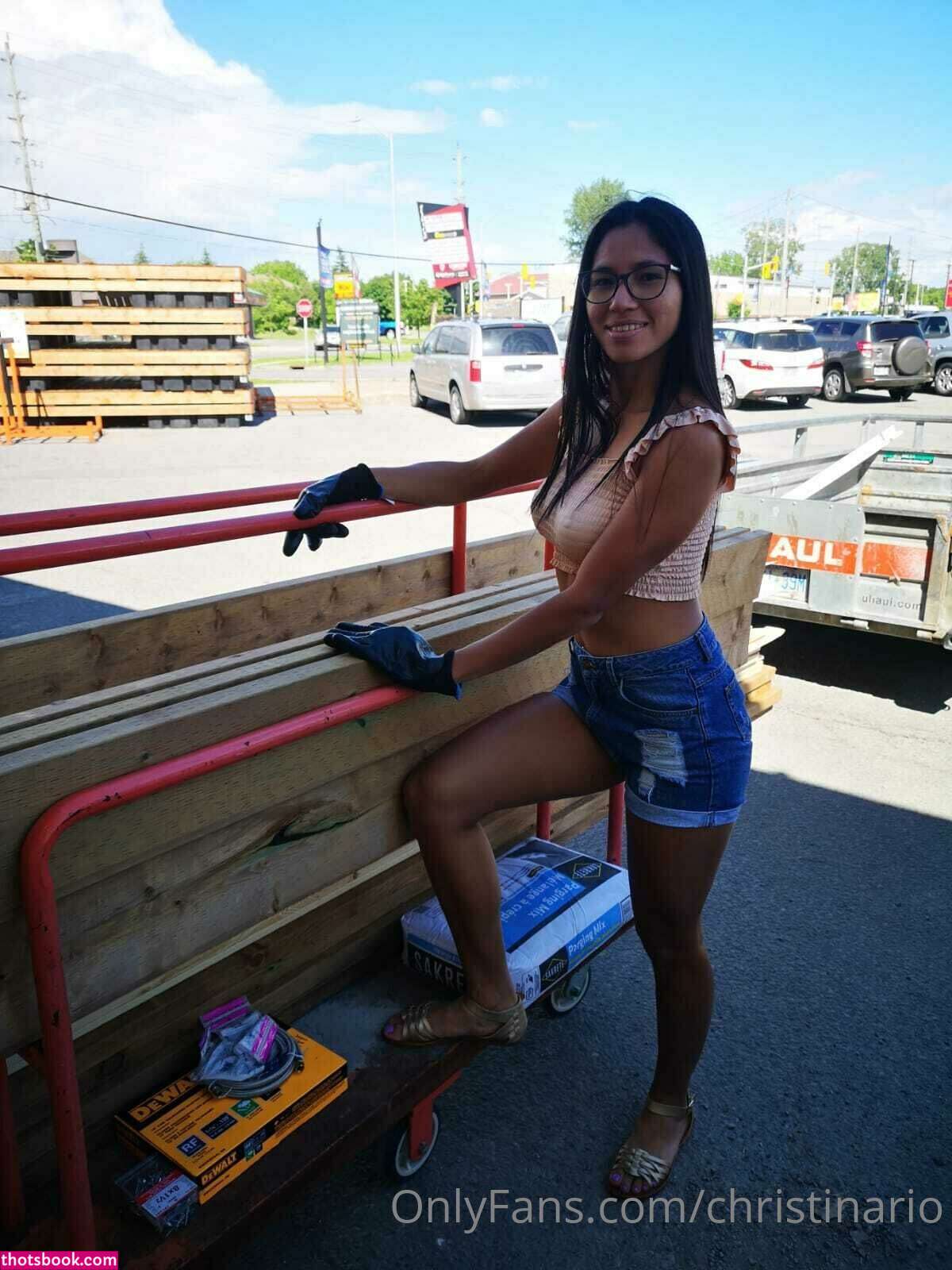 Christinario Photo #149