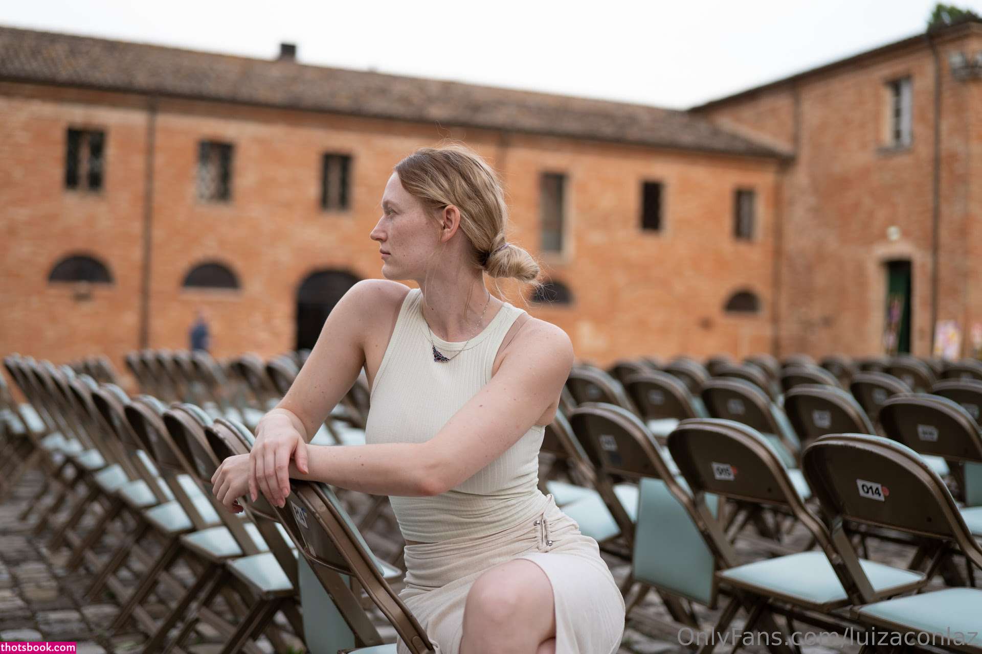 luizaconlaz Photo #134