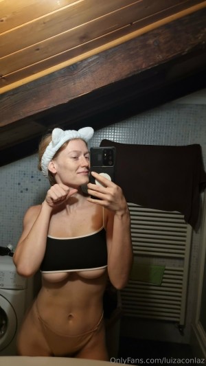 luizaconlaz Photo #149