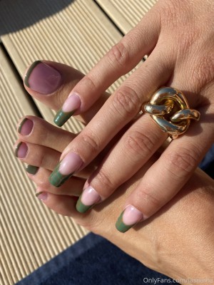 Creator Photo #987149