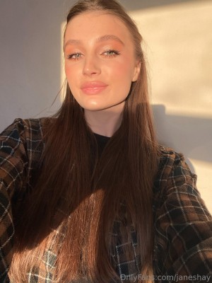 Jane Shays Photo #40