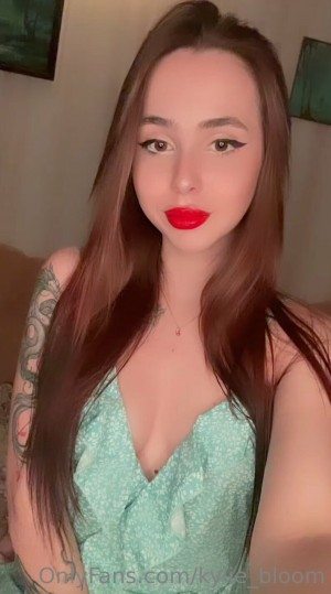 Kylie Bloom Photo #36