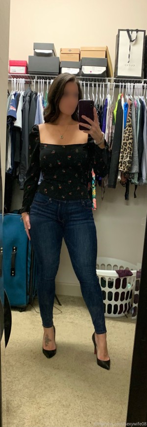 sexywife08 Photo #25