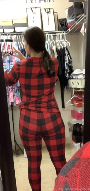 sexywife08 Photo #34