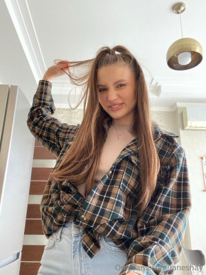 Jane Shays Photo #85