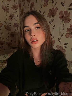 Kylie Bloom Photo #50