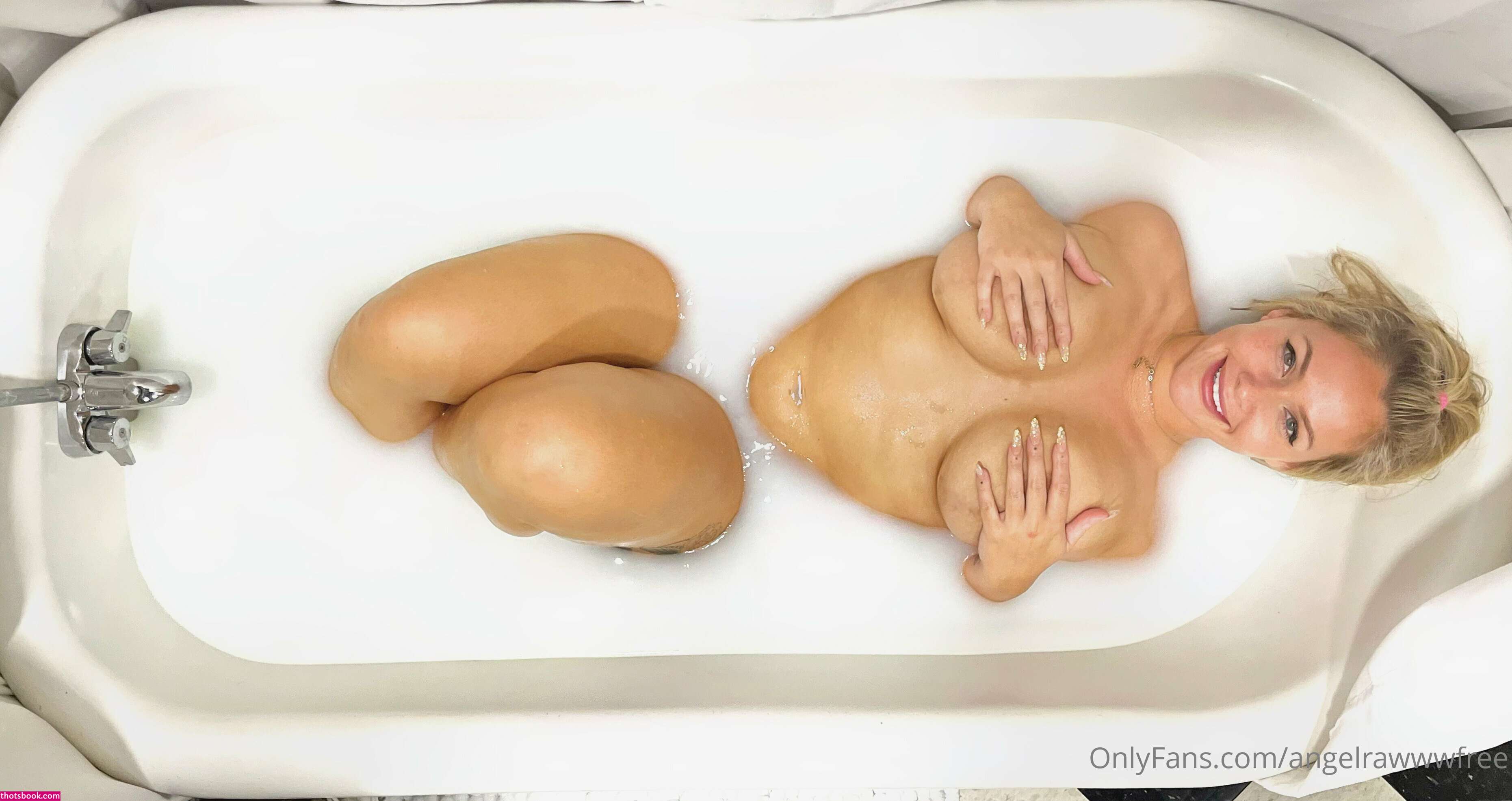 angelrawww Photo #58