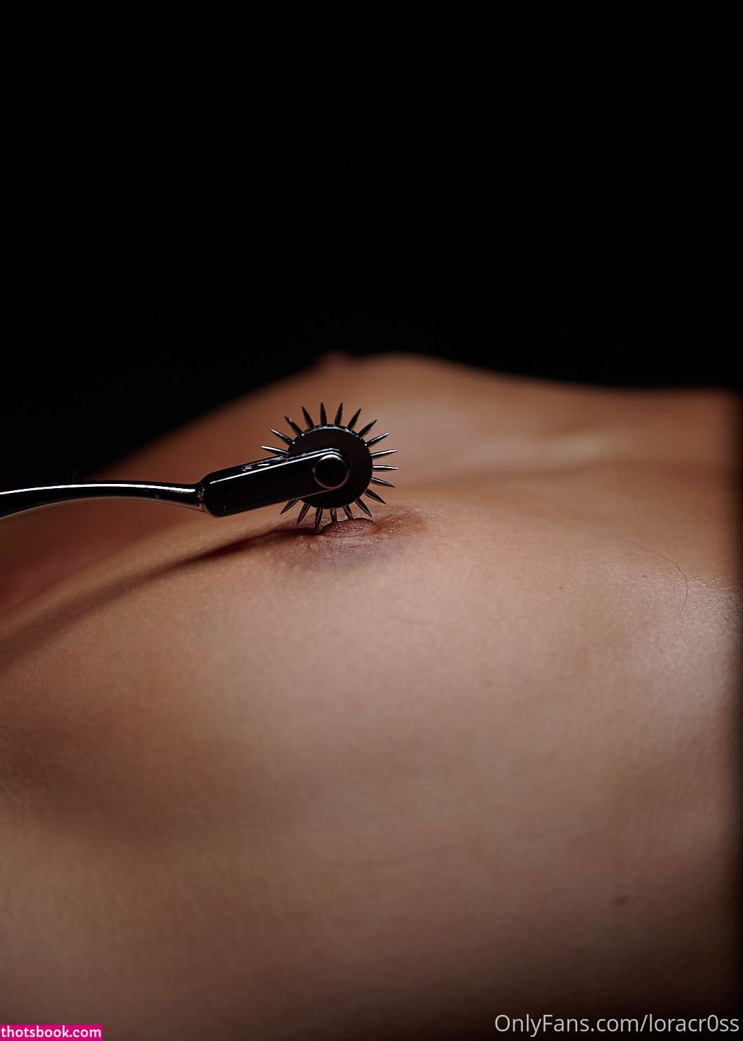 Lora Cross Photo #152