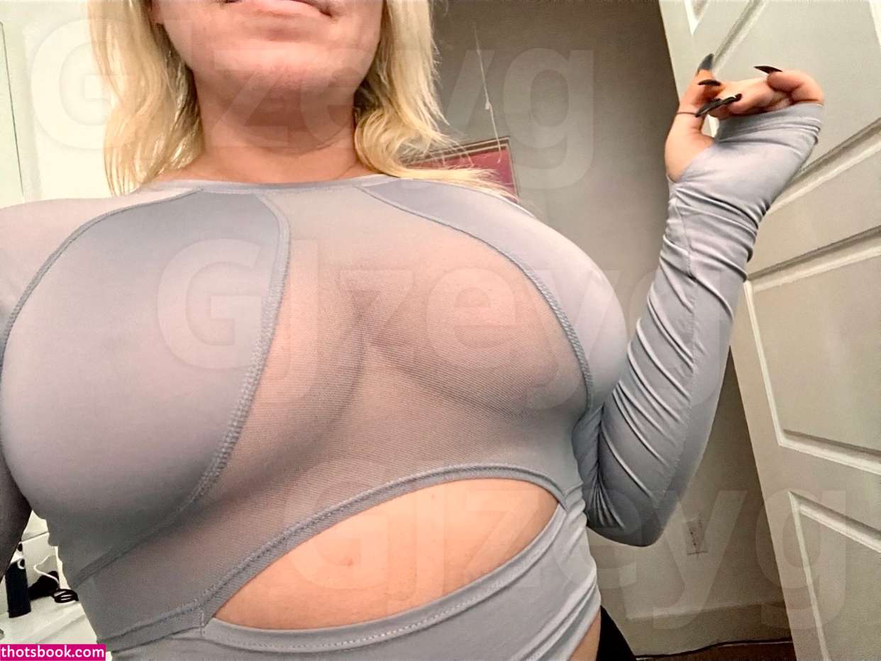 Curvyllama Photo #42